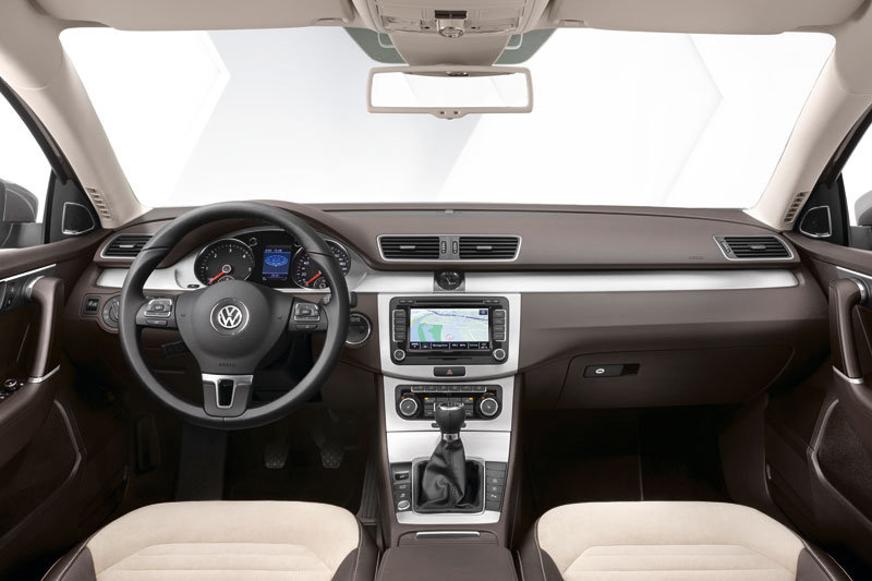 VW Passat 1.6 TDI Bluemotion (2011)
