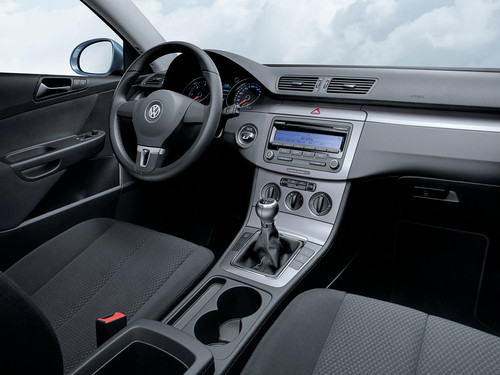 VW Passat 1.6 TDI Bluemotion (2011)