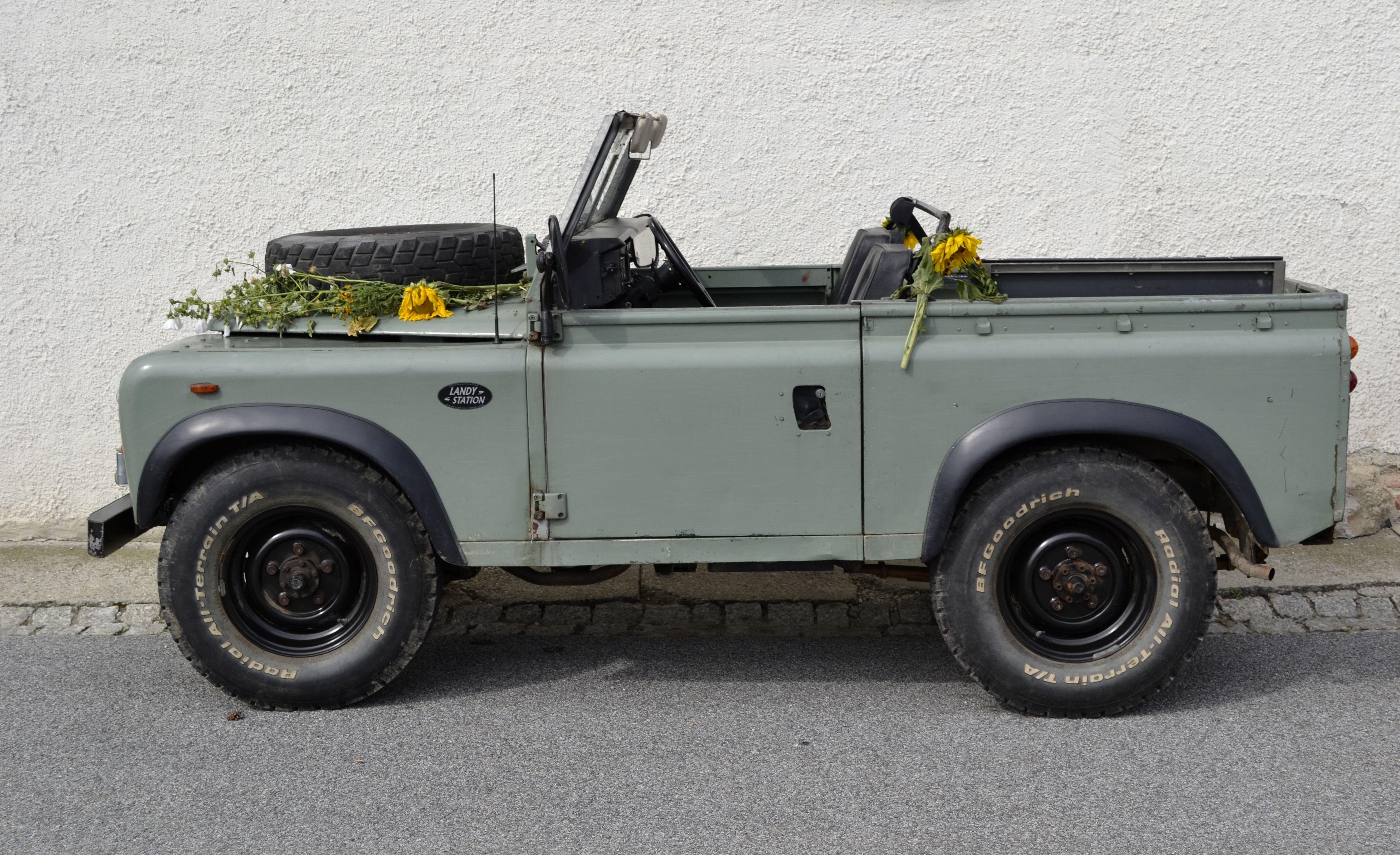 Yeni Land Rover Defender hazır