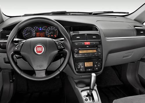 Şık Bir Seçenek İsteyenlere (Fiat Linea)