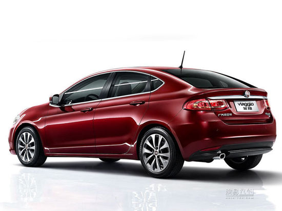 Fiat, Viaggio Sedan 2013 üzerinde çalışıyor