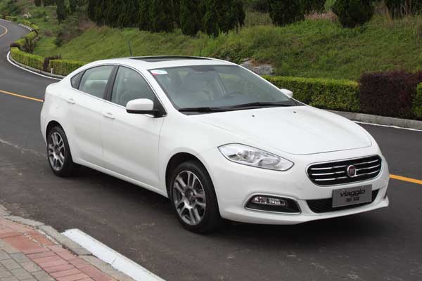 Fiat, Viaggio Sedan 2013 üzerinde çalışıyor