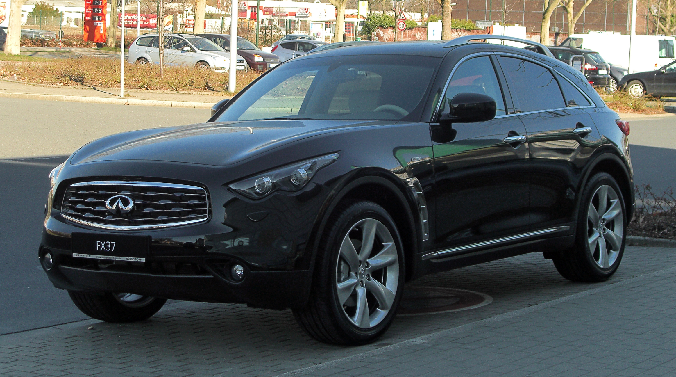 Infiniti FX37 S