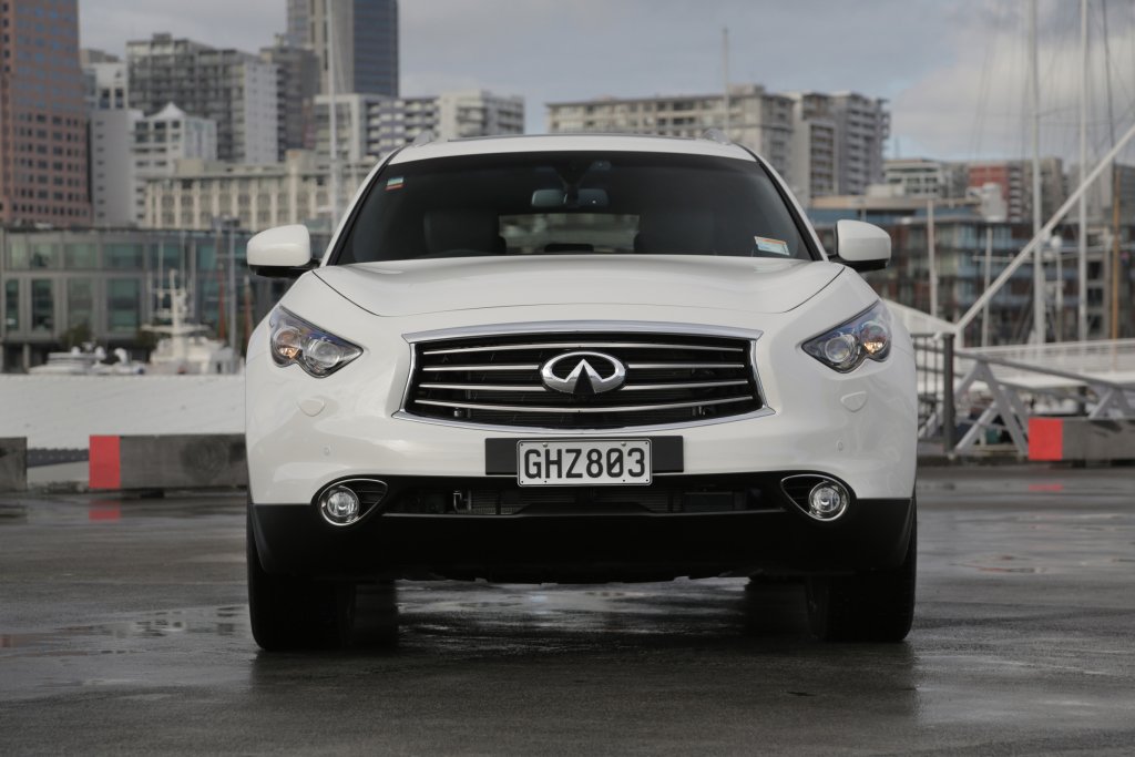Infiniti FX37 S