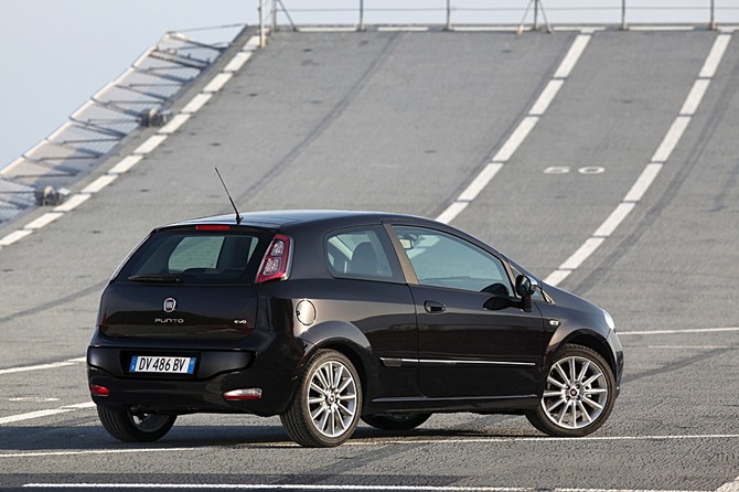 Punto Complex "Fiat Punto 1.4 Multiair 105 HP"