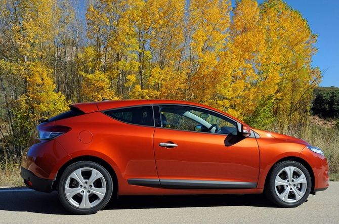 Dizel Coupe Heyecanı "Renault Megane Coupe 1.5 dCi Dynamique"