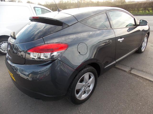 Dizel Coupe Heyecanı "Renault Megane Coupe 1.5 dCi Dynamique"