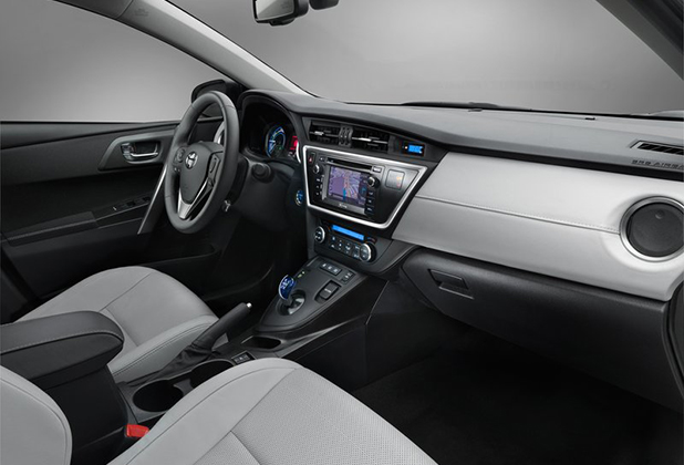 Altın Çocuk Güçlendi "TOYOTA AURIS 1.6 Valvematic"