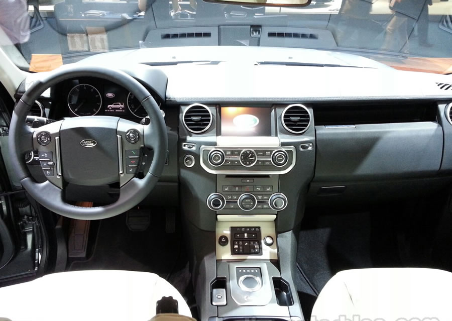 Land Rover Discovery4 3.0 TDV6 HSE