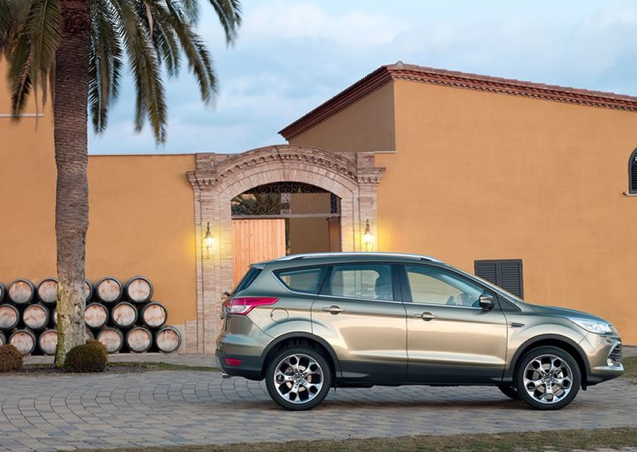 Yeni Ford Kuga Türkiye`ye Geldi