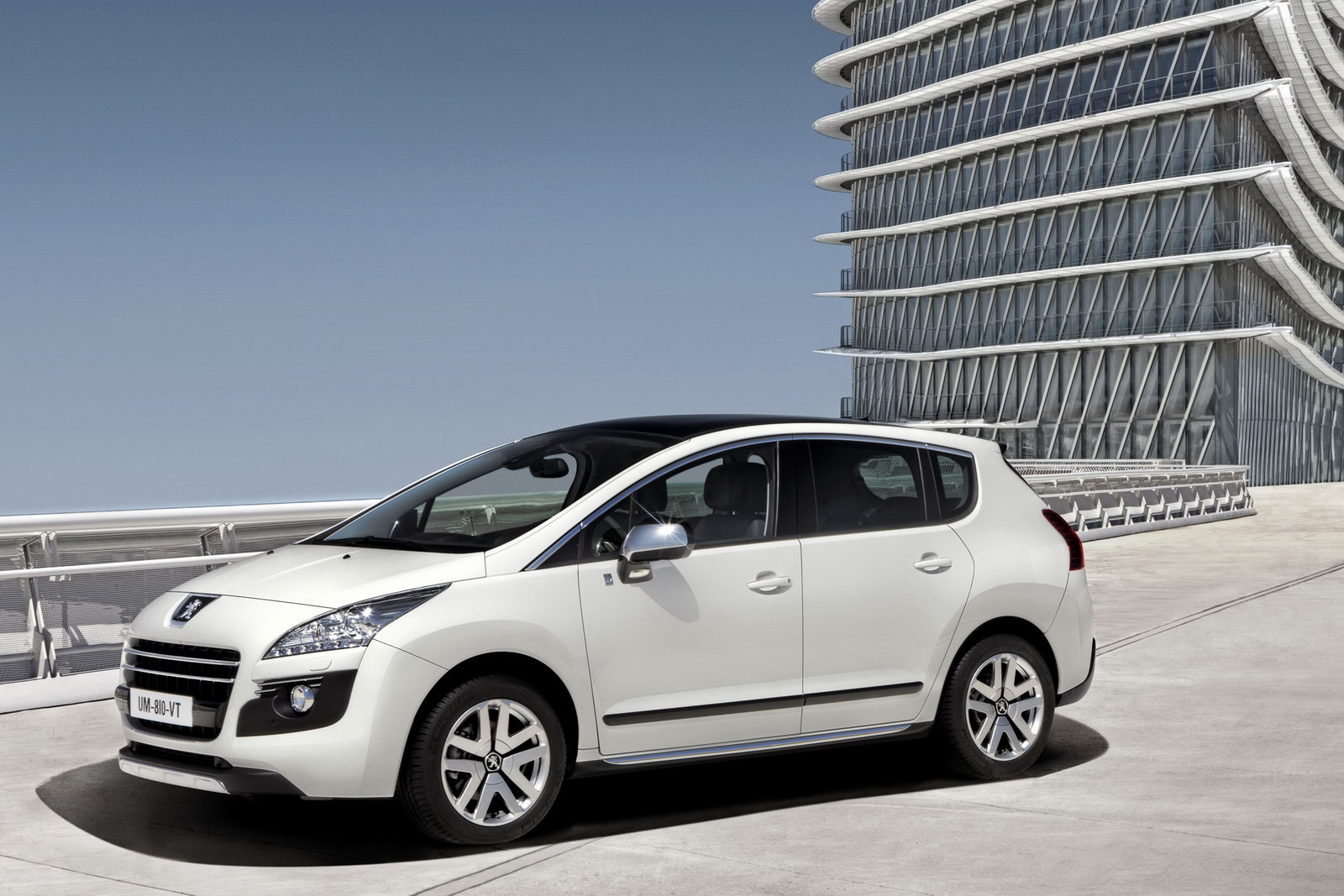 PEUGEOT 3008 1.6 THP ALLURE