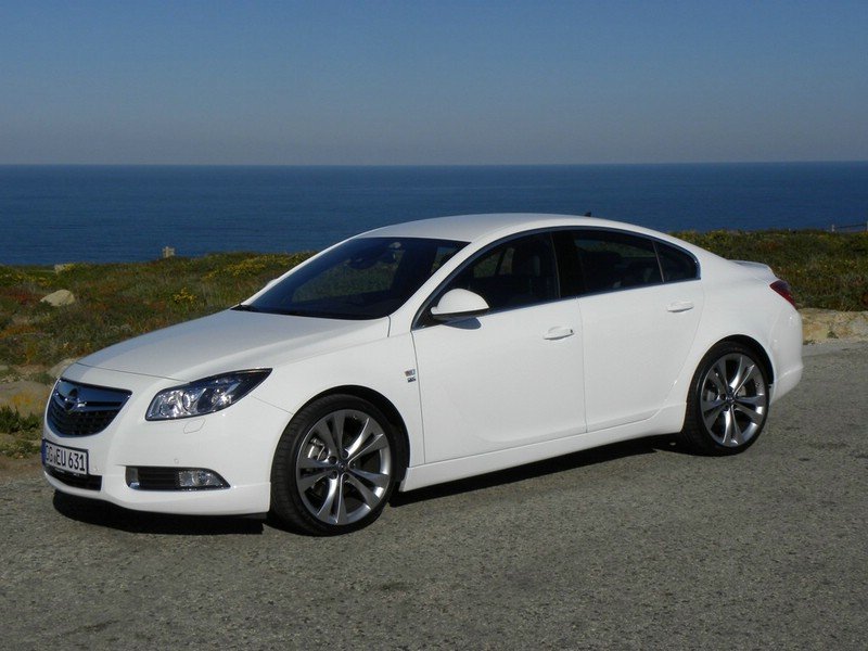 OPEL INSIGNIA 1.4 T 140 HP