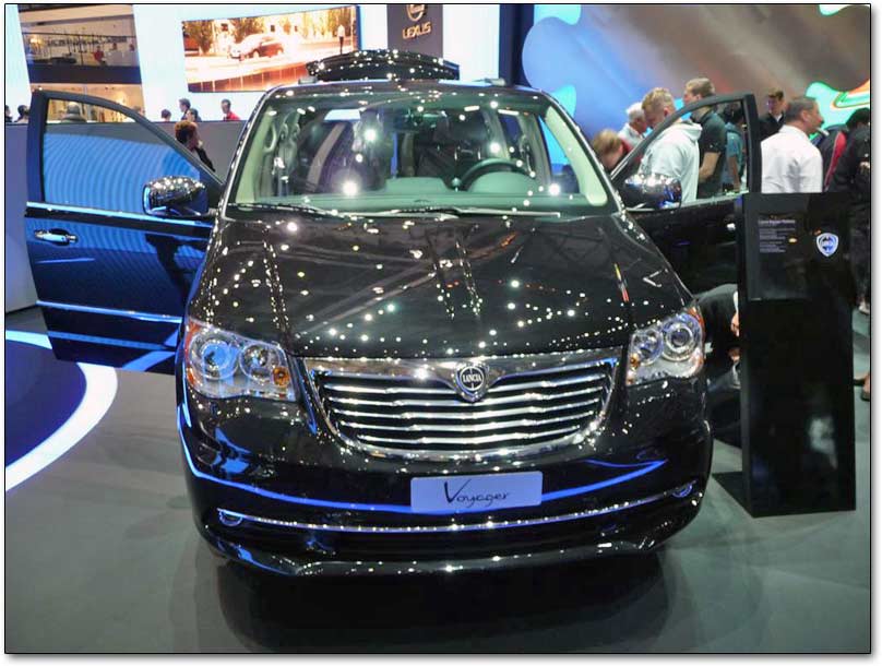 LANCIA VOYAGER 2.8 AT
