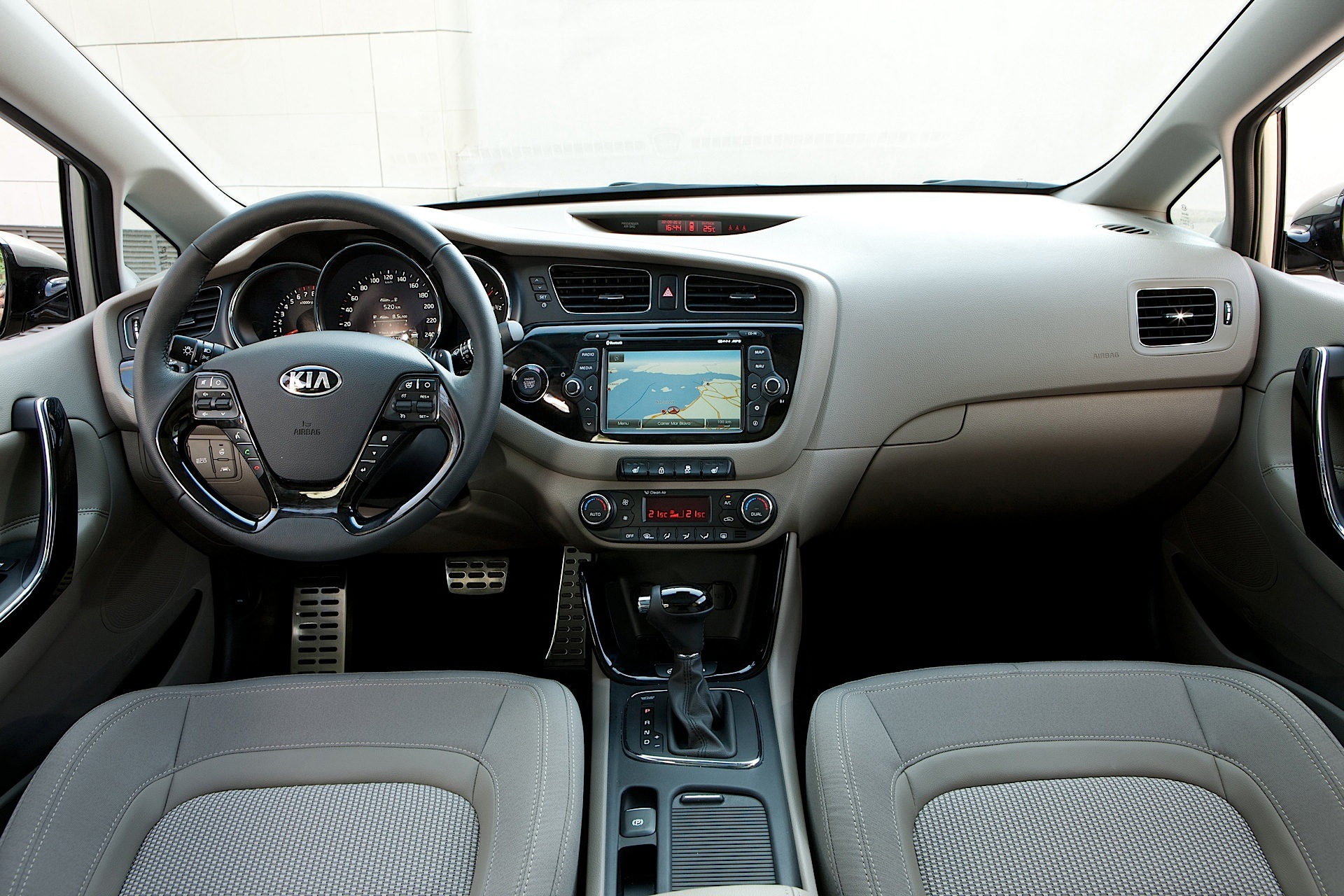 Kia cee’d 1.6 CRDi VGT Otomatik Concept Plus
