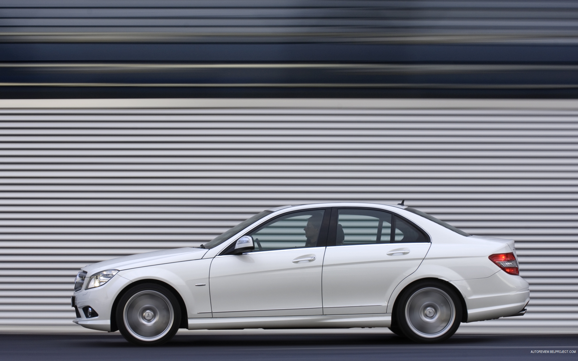 MERCEDES-BENZ C 180 SEDAN