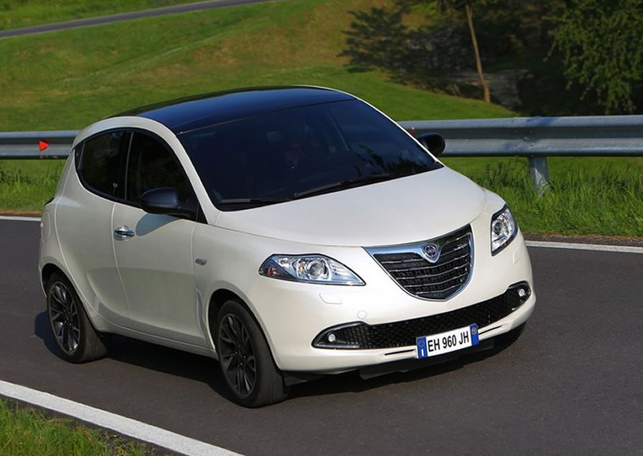 Lancia Ypsilon ile "Tatlı Hayat"