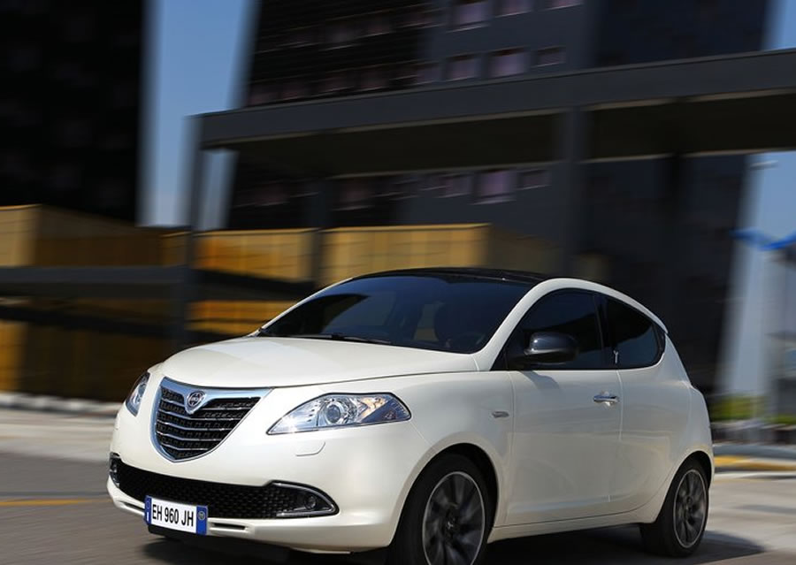 Lancia Ypsilon ile "Tatlı Hayat"