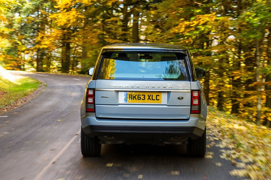 2014 Range Rover Hybrid incelemesi