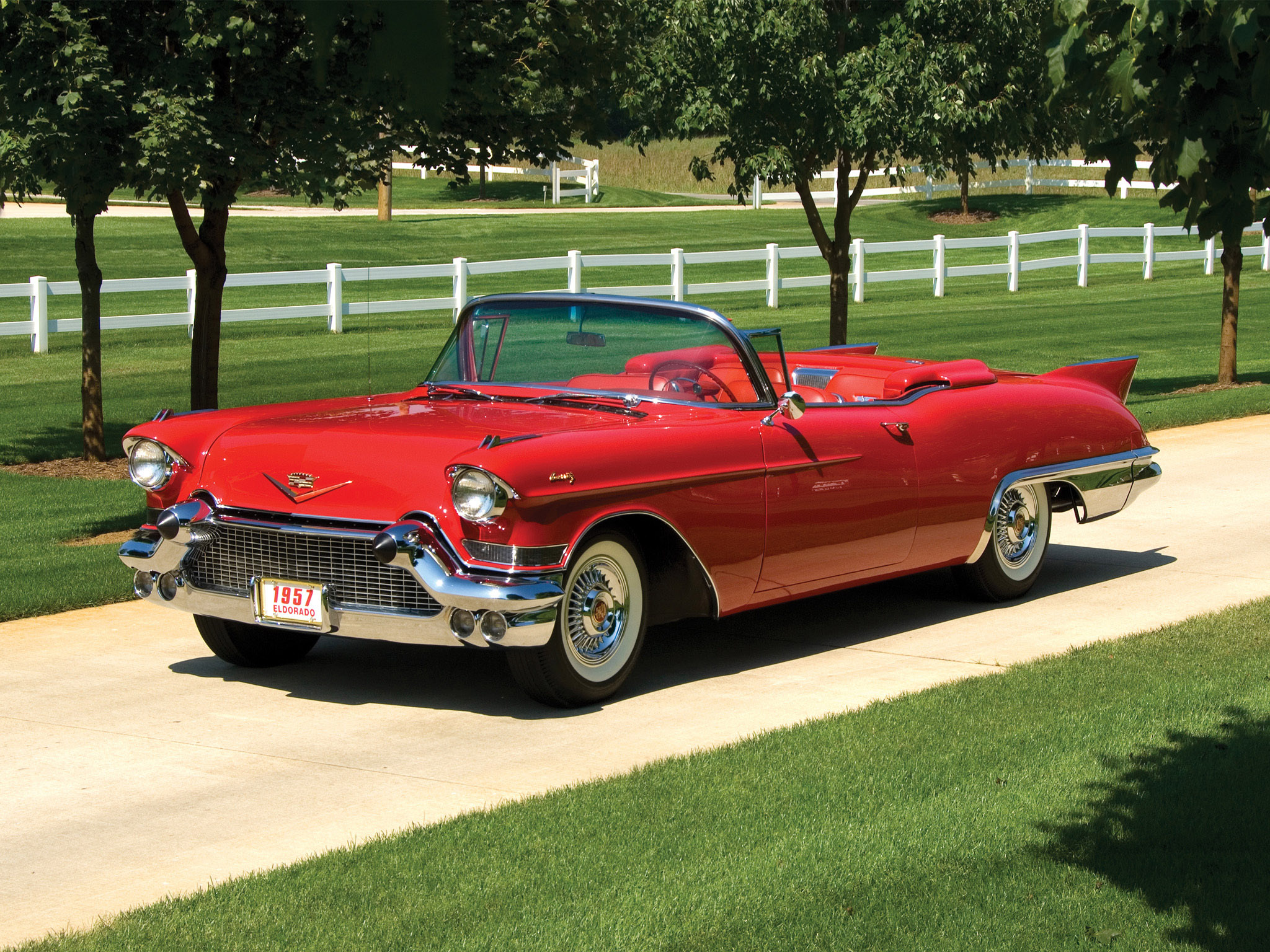 1957 Eldorado Biarritz`in ilk üretimi satıldı.
