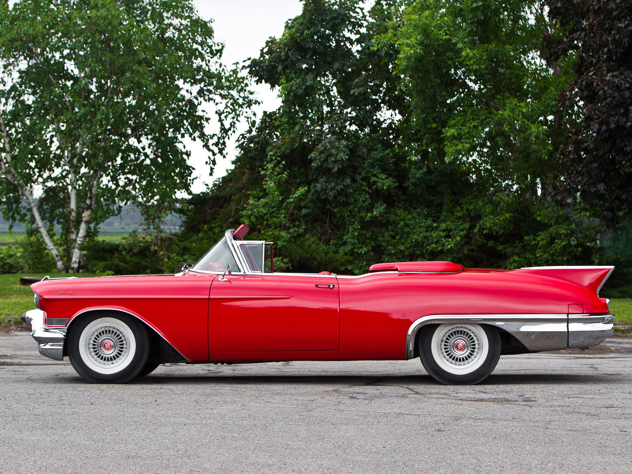 1957 Eldorado Biarritz`in ilk üretimi satıldı.