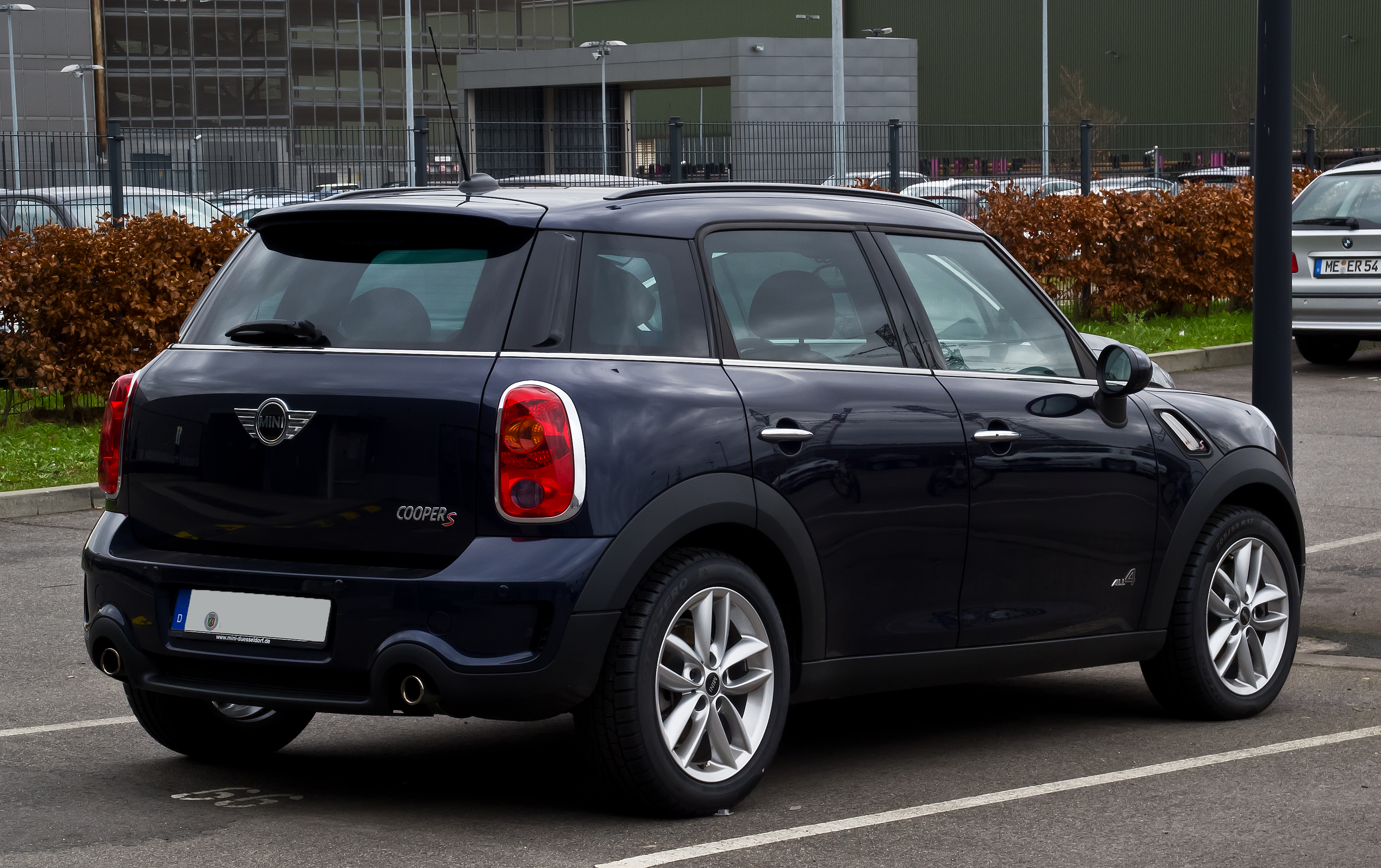 Mini Cooper Countryman ALL4 (2013) incelemesi
