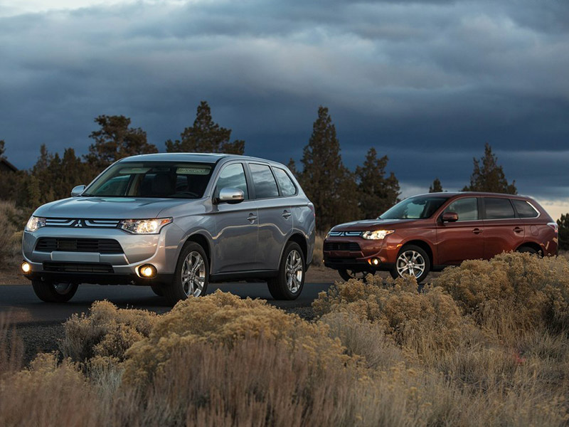 Mitsubishi Outlander PHEV 2014 incelemesi
