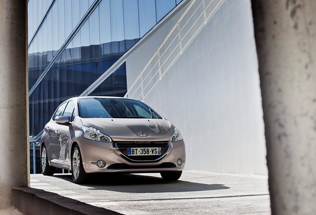 Otomatik Çözüm "Peugeot 208 1.2 ETG5"