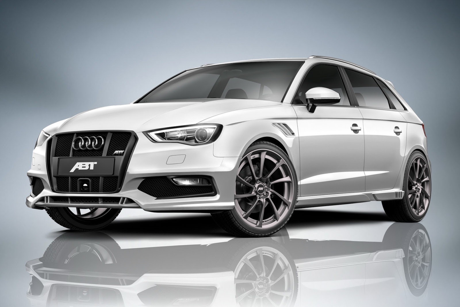 A3 Sportback 1.6 TDI S Tronic ve Mercedes-Benz A 180 CDI