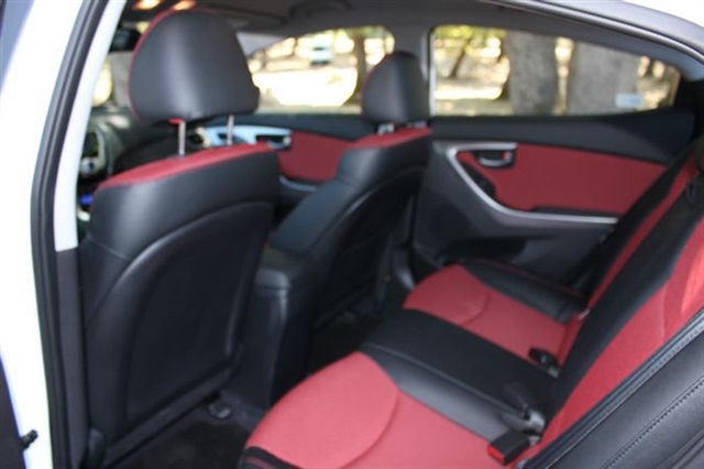 Hyundai Elantra 1.6 CRDI A/T