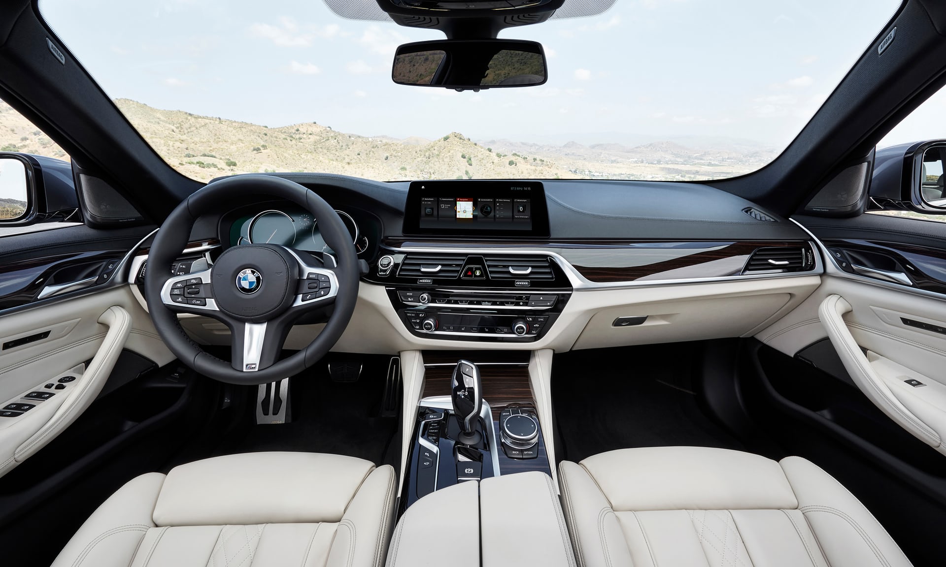 BMW 520d İç Konsol
