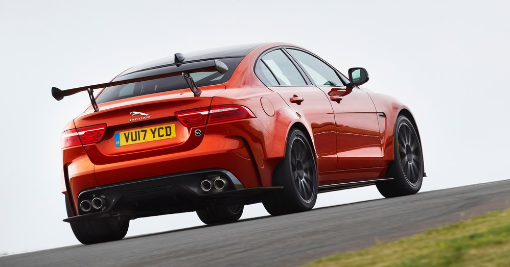 Jaguar XE SV 8 Project