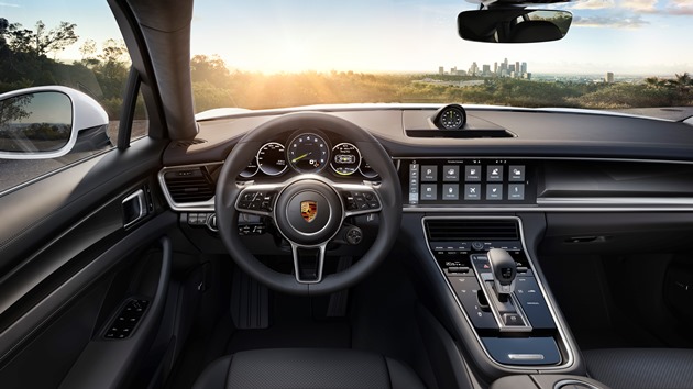 Porsche Panamera E-Hybrid İç Konsol