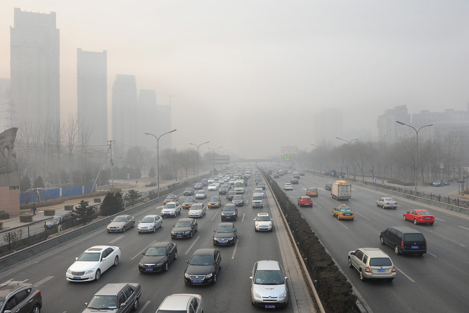 Çin Çevreye Karbondioksit Yayan Araçlara Yasak Uygulamayı Planlıyor