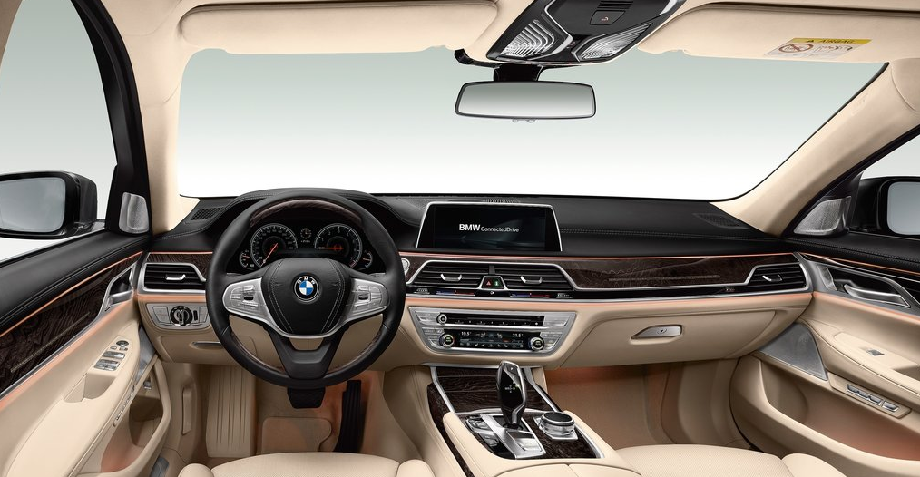 BMW 7 Serisi Ön Konsol