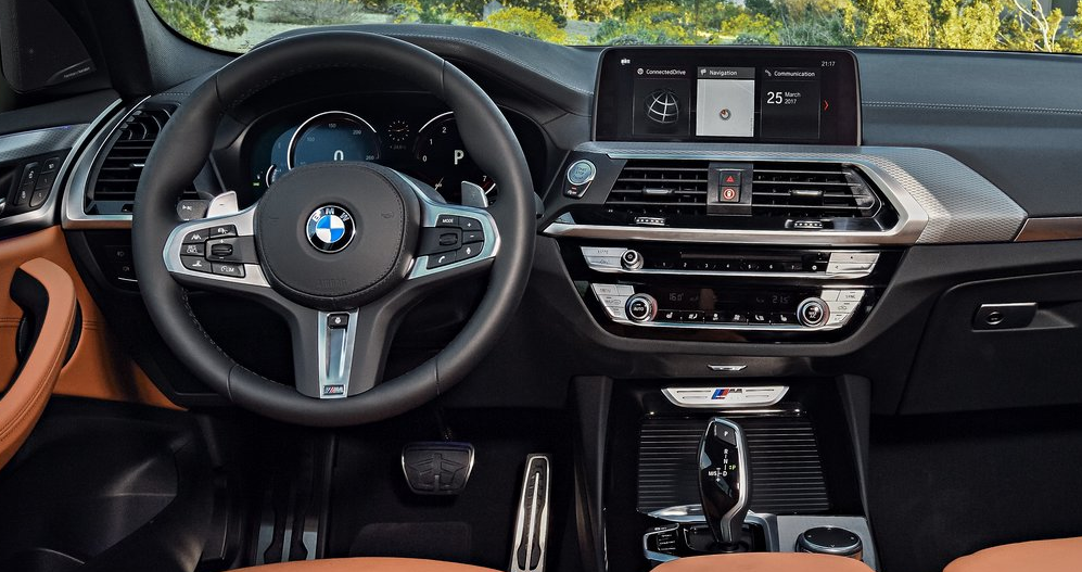 BMW X3 M40i Ön Panel