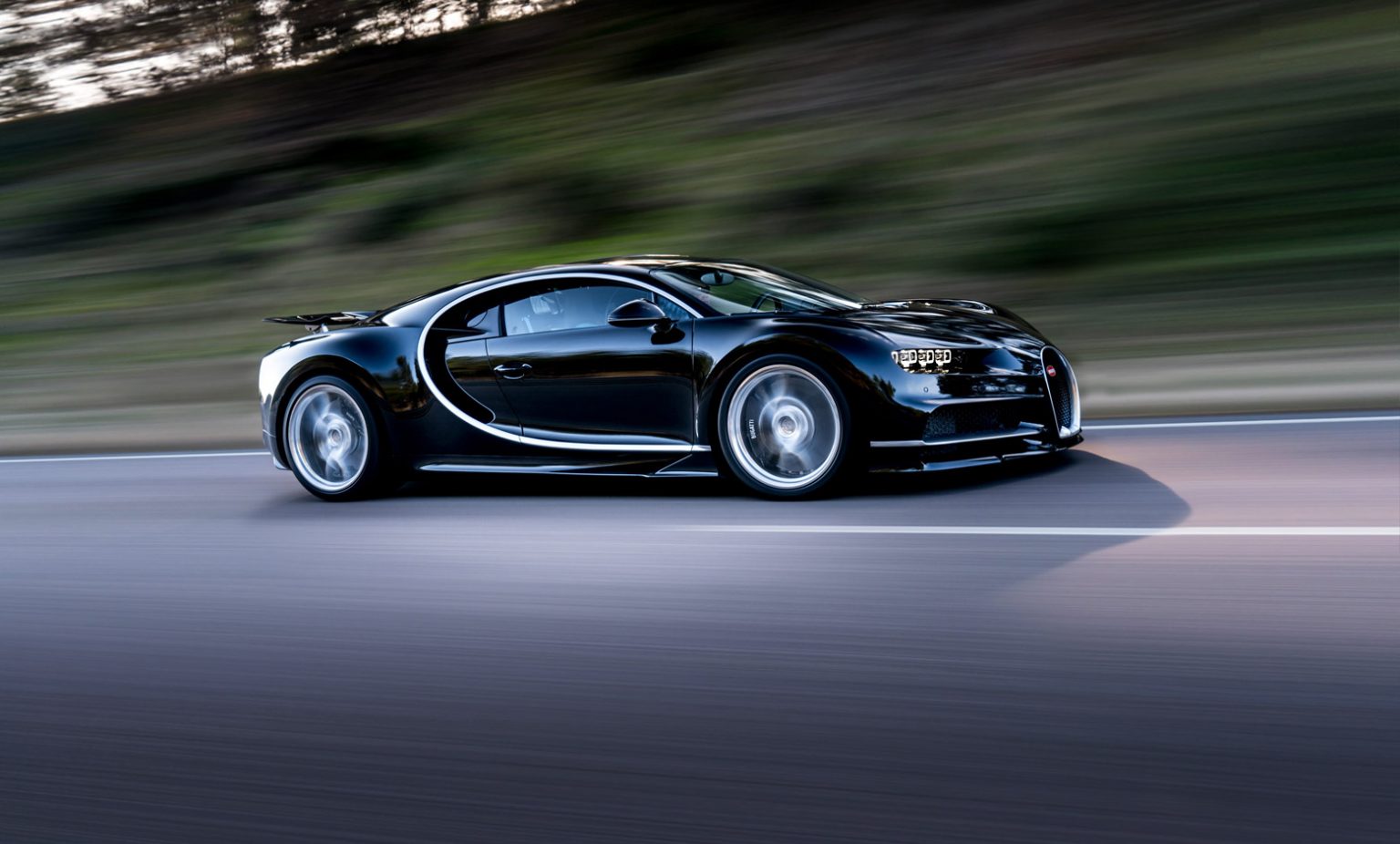 Bugatti Chiron ile Yeni Bir Dünya Rekoru Kırdı