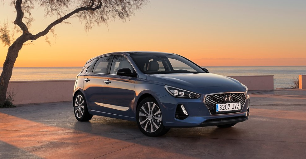 Hyundai i30, Renault Megane ve VW Golf Karşılaştırma! Otomobil Karşılaştırma