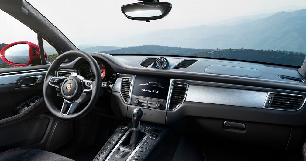 2017 Porsche Macan S