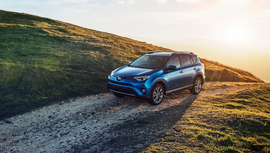 Toyota RAV4 Hybrid Makyajlanan Versiyonuyla Karşımızda! Toyota RAV4 Hybrid