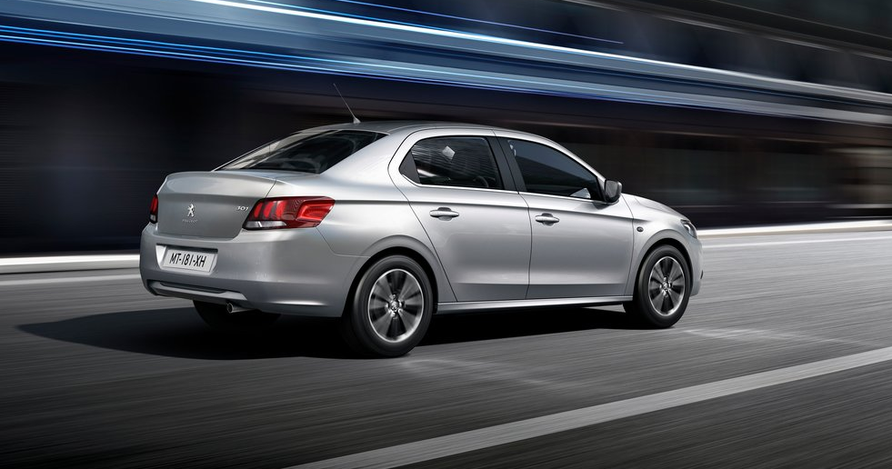 Peugeot 301 ve Hyundai Accent Blue Karşılaştırma - Peugeot 301