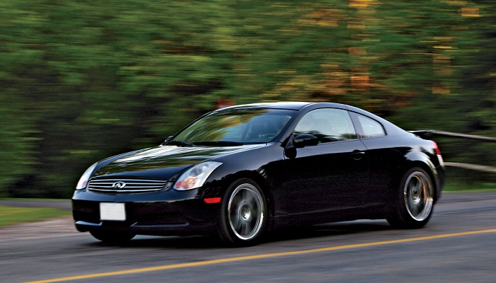 Üç kapılı hatchback