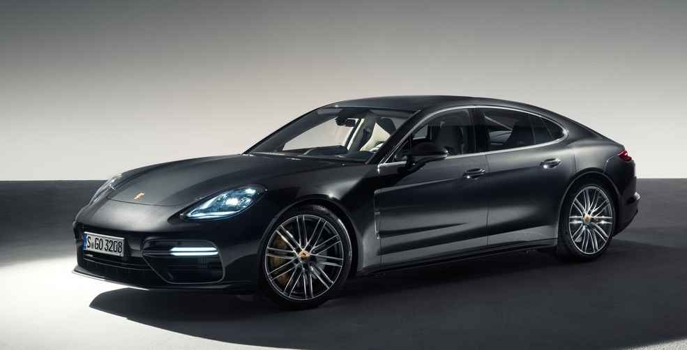 Otomobil Kullanmayı Porsche ile Öğrenmek: Porsche Driving Experience Porsche Driving Experience