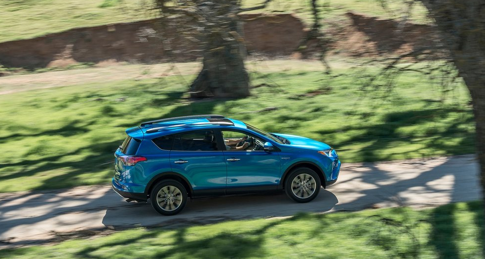 Toyota RAV4 Hybrid Sürüş Testi