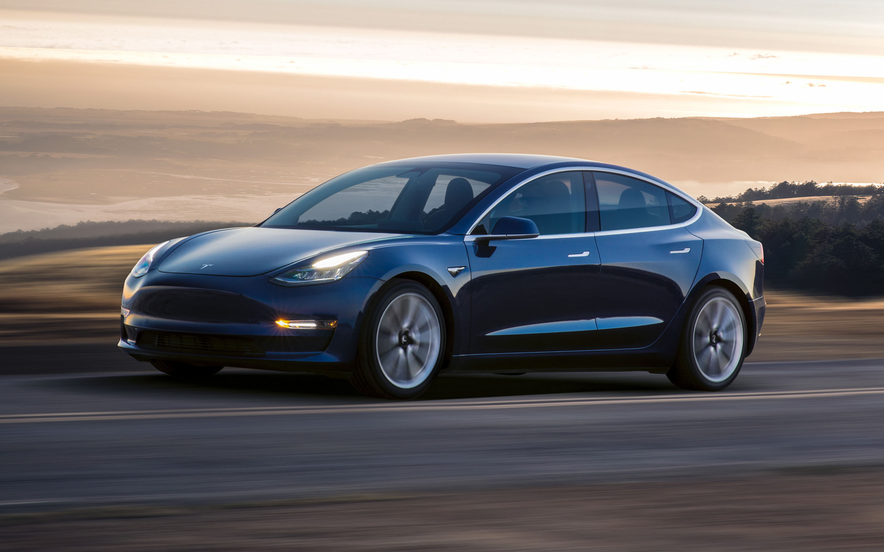 Model 3 - Tesla'nın Şaşırtan Yenilikleri