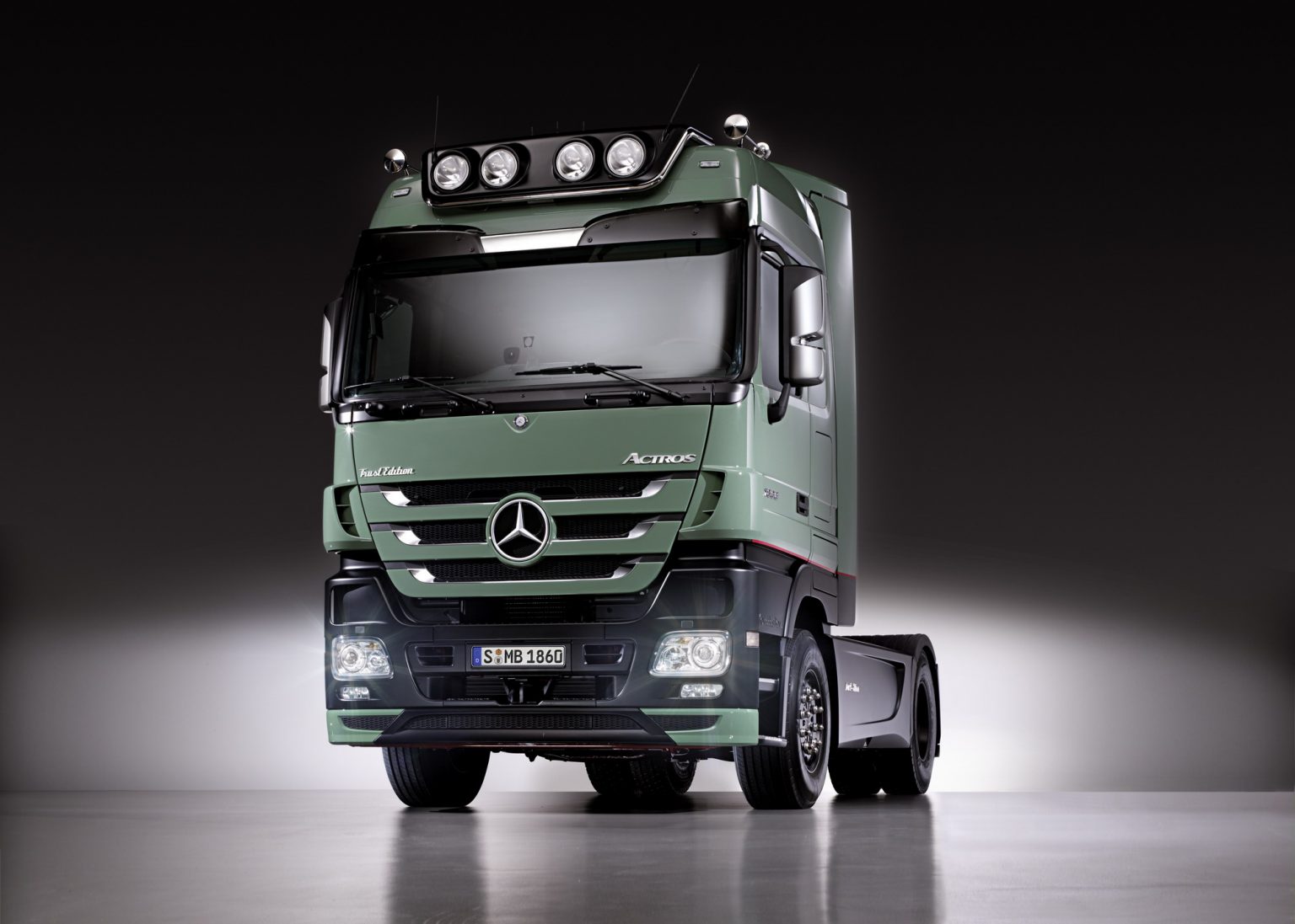 Mercedes Actros