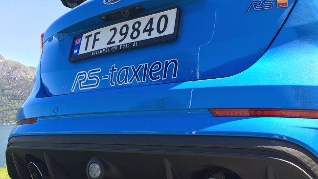 Ford Focus RS ile taksicilik yapan Norveçliyle tanışın!