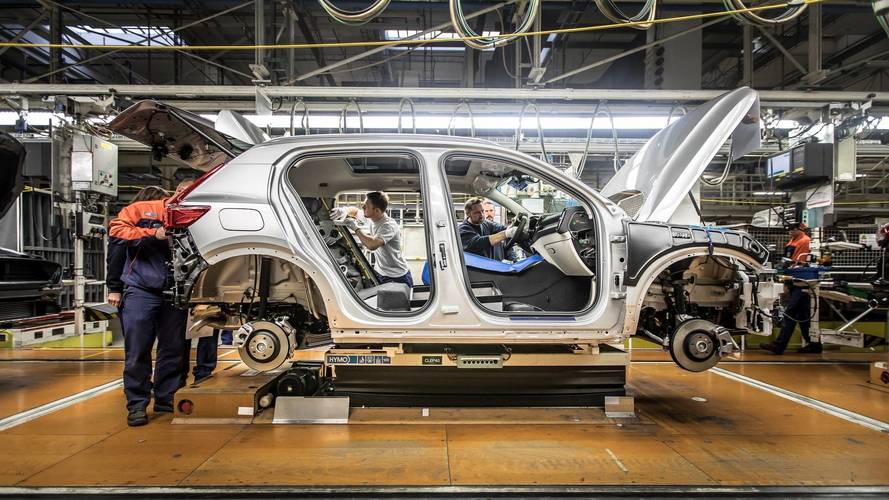 Çin 553 araba modelinin üretimini yasakladı
