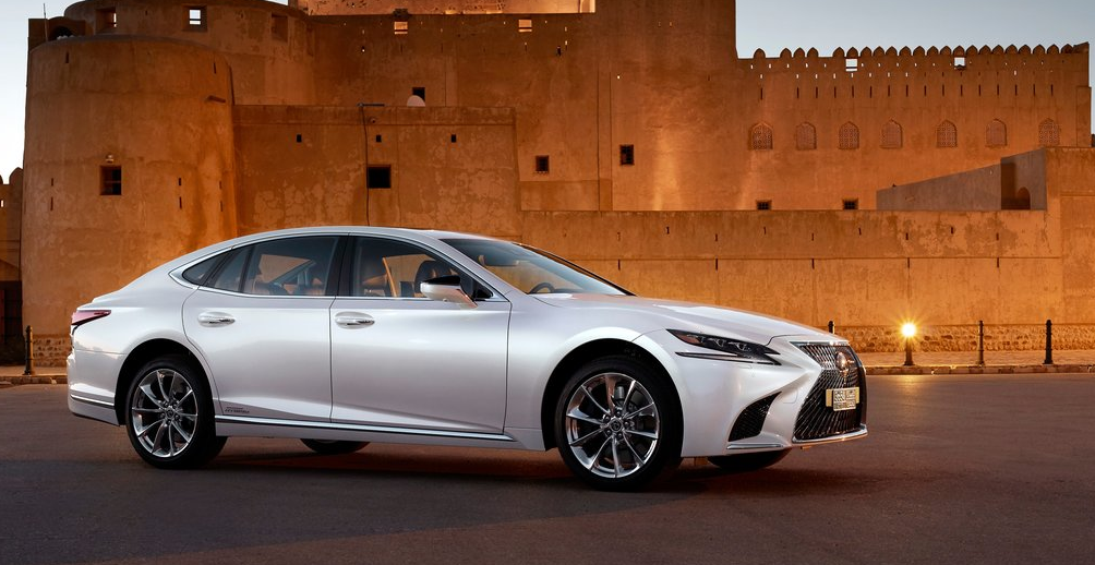 Lexus LS 500h: Lexus'un 2018 yenilikleri