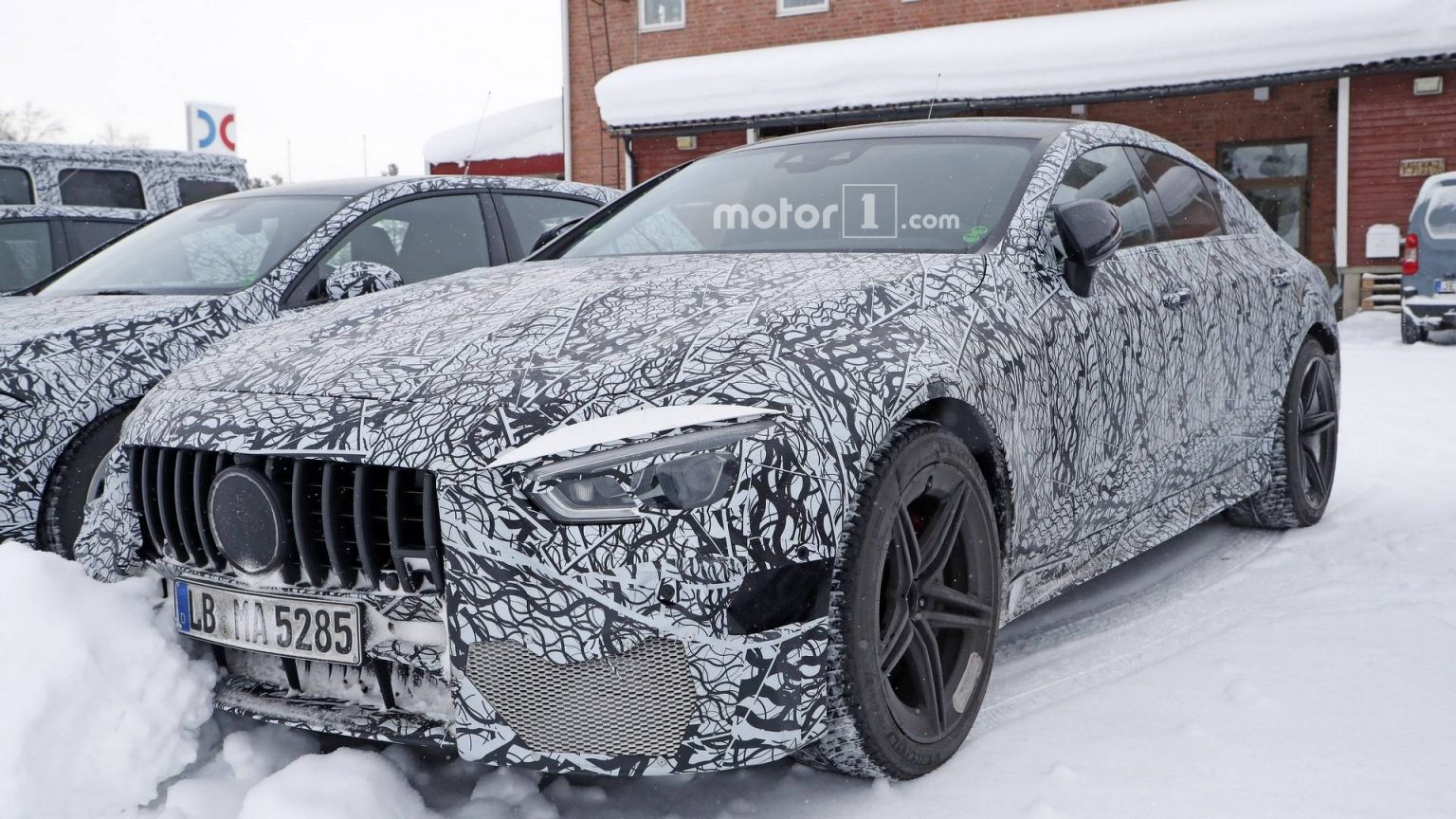 Dört kapılı 2019 Mercedes-AMG GT Coupe görüntülendi