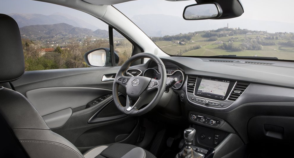 Opel Crossland X 1.2 Ecotec AT Excelence Sürüş Testi